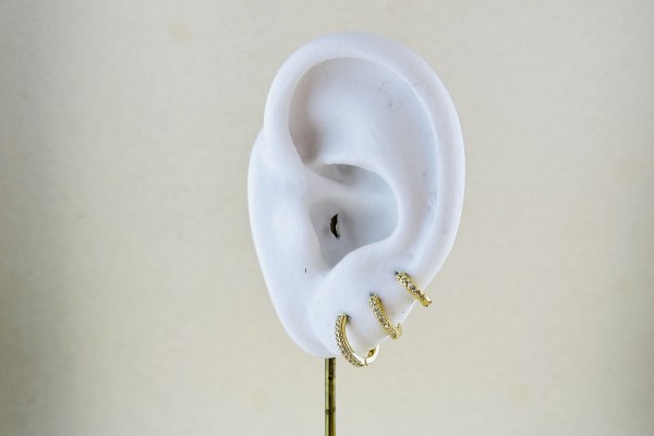 ARGOLA BANHO DOURADO