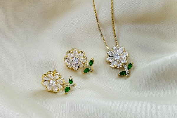 CONJUNTO FINE SEMIJOIAS